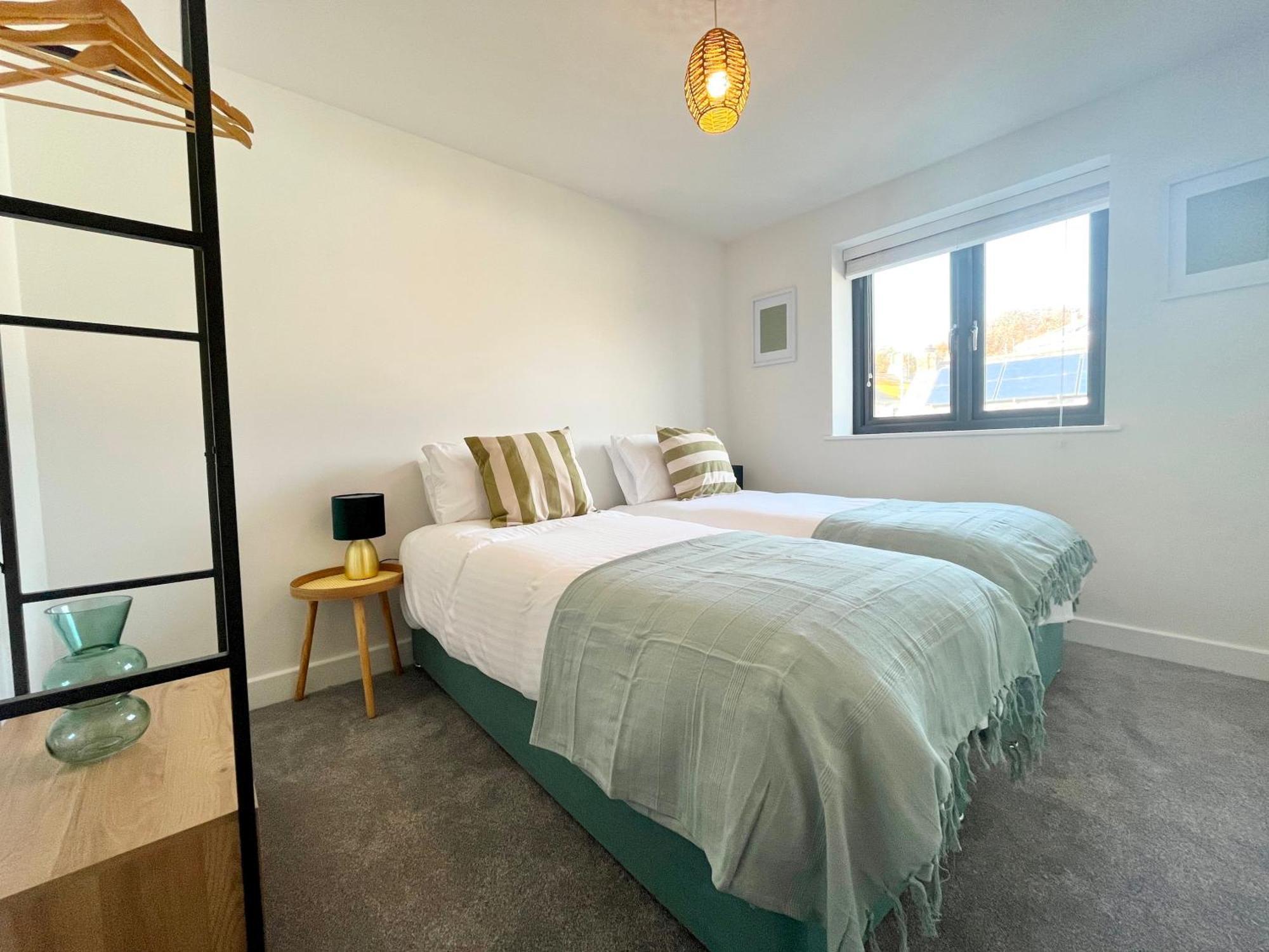 Exceptional 3 Bedroom Home In Penzance~New~Seaside Kültér fotó